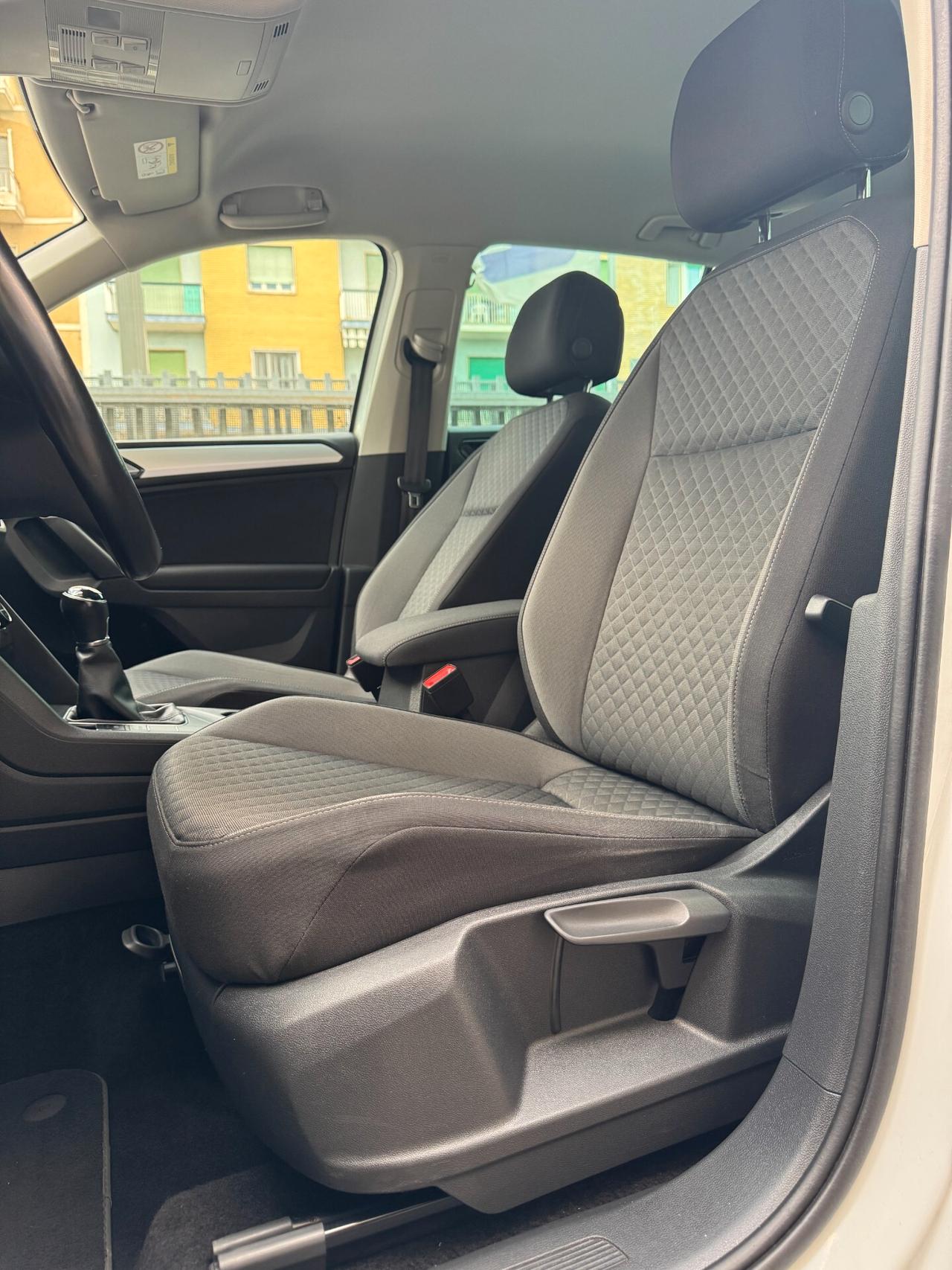 Volkswagen Tiguan 1.6 TDI RLINE