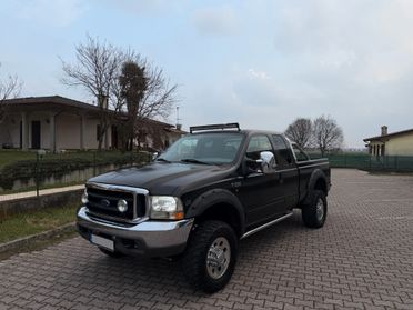 Ford F-250 5.4i V8 GPL 4X4 XLT 6Posti