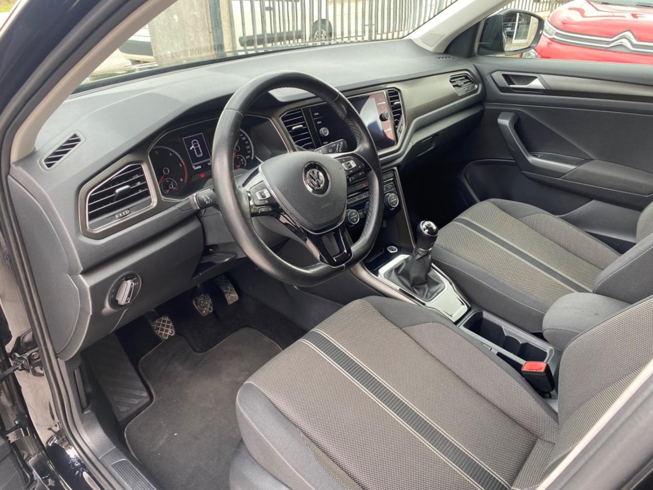 Volkswagen T-Roc 1.6 TDI SCR Business BlueMotion Technology