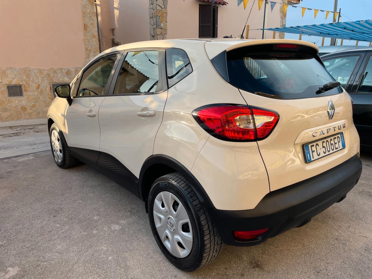 Renault Captur dCi 8V 90 CV EDC Start&Stop Energy Iconic