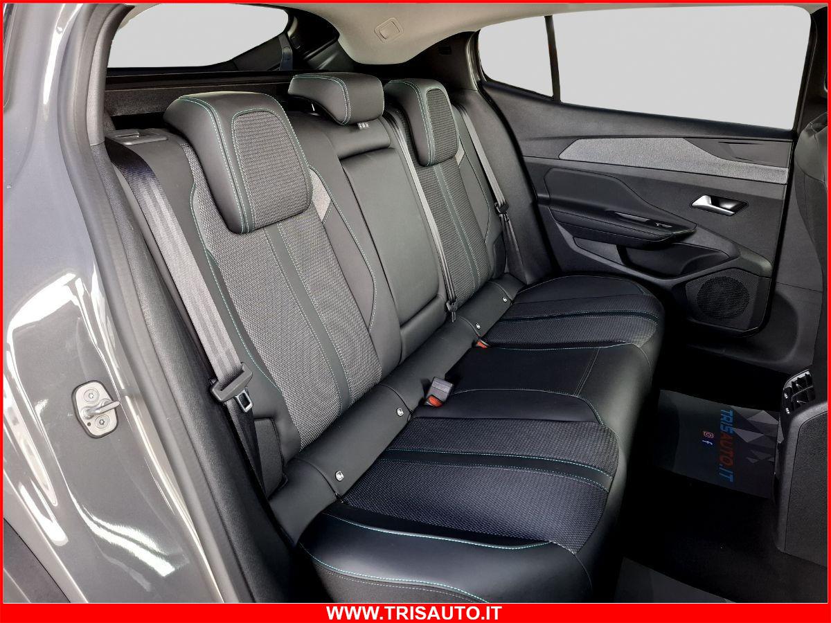 PEUGEOT 408 1.2 Hybrid 145 E-DCS6 Allure NEOPATENTATI (FULL LED+NAVI+PELLE)