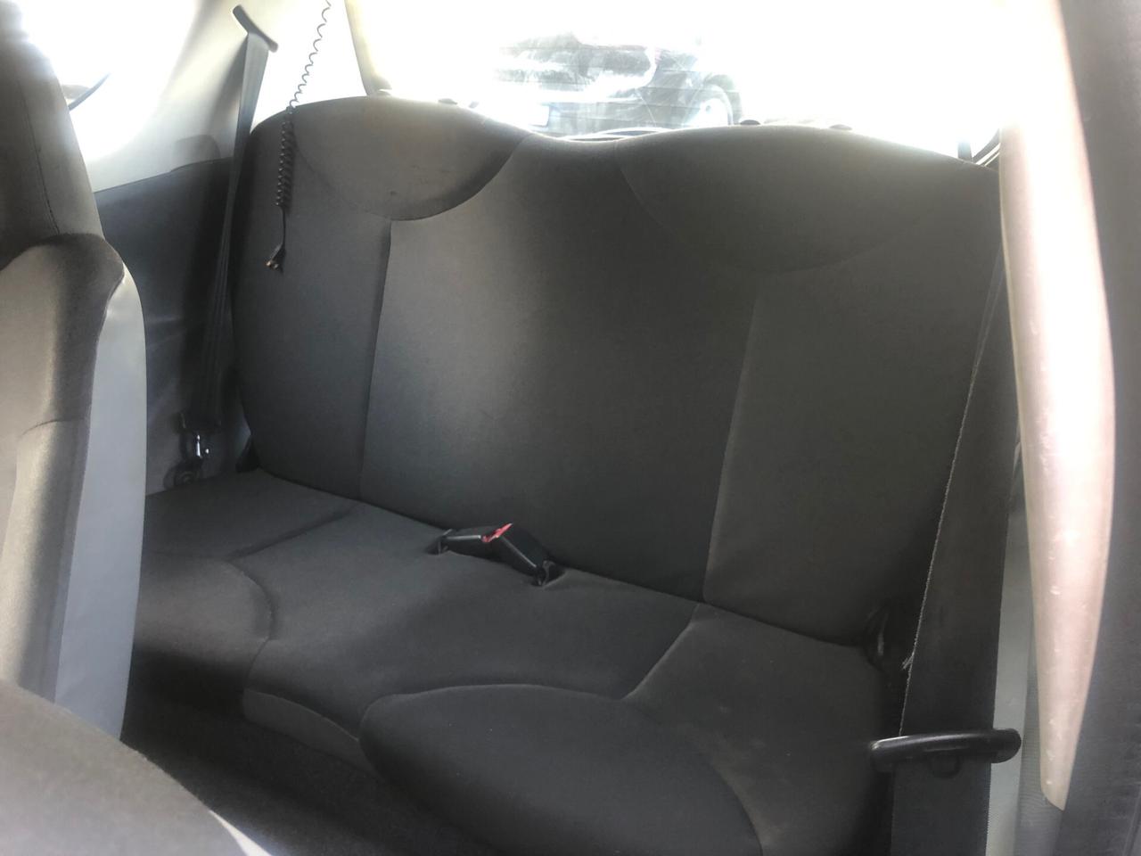 Toyota Aygo 1.4 turbodiesel 3 porte Sol