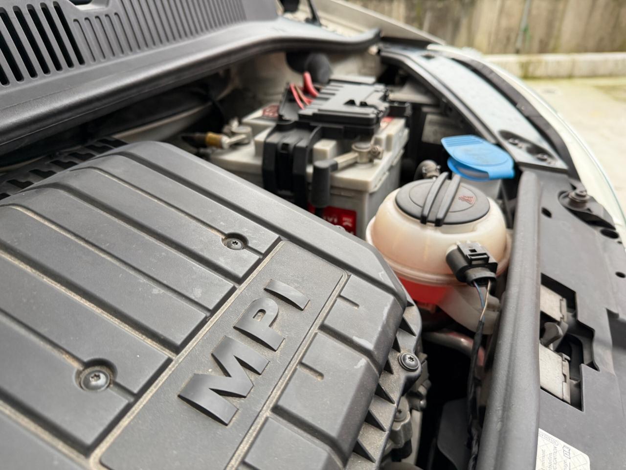 Volkswagen up! 1.0 benzina EURO5b neopatentati