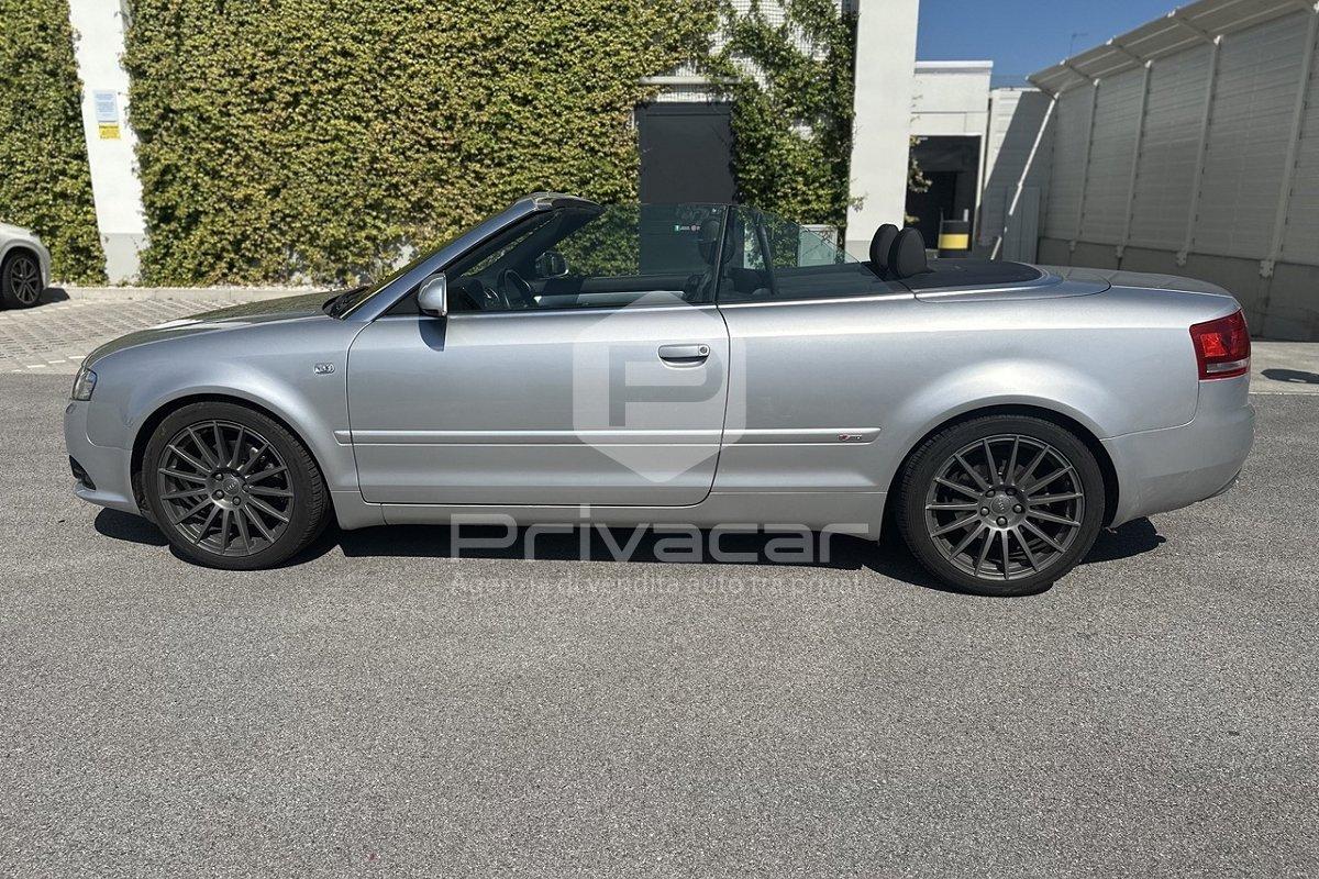 AUDI A4 Cabriolet 2.7 TDI F.AP. mult.Top plus