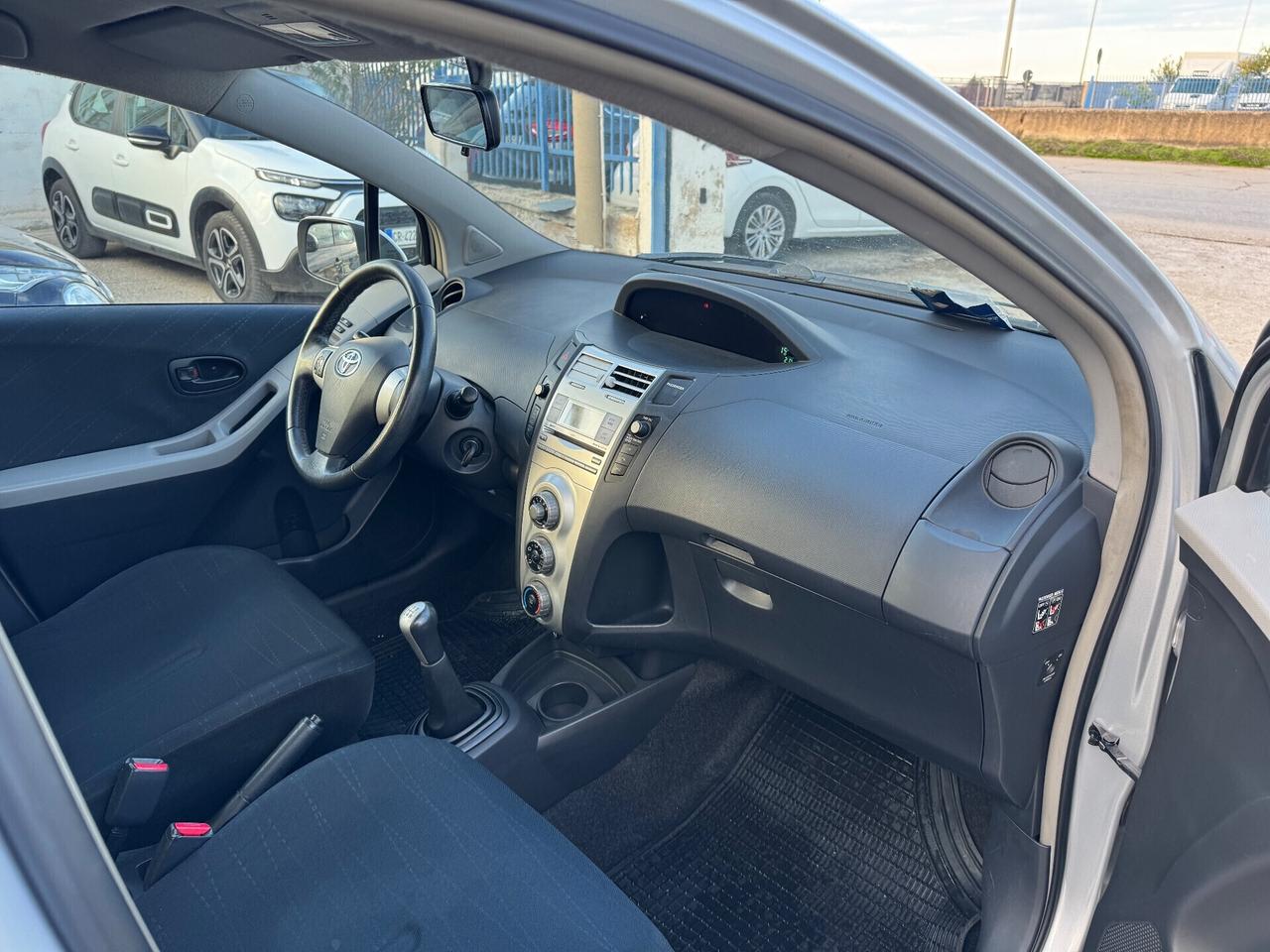 Toyota Yaris 1.0 5 porte Sol “NUOVISSIMA”