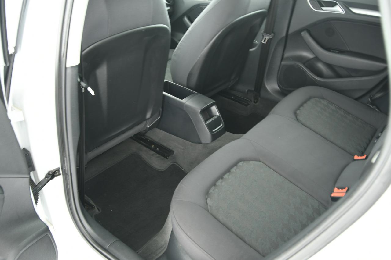 AUDI A3 Sportback 1.6 tdi Business 110cv E6 X COMMERCIANTI+BLUETOOTH