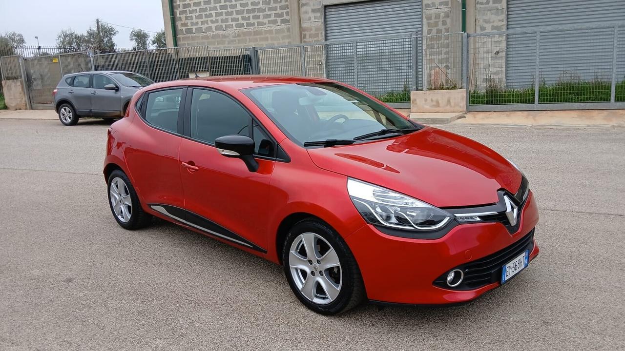 Renault Clio Sporter 0.9 TCe 12V 90CV Costume National