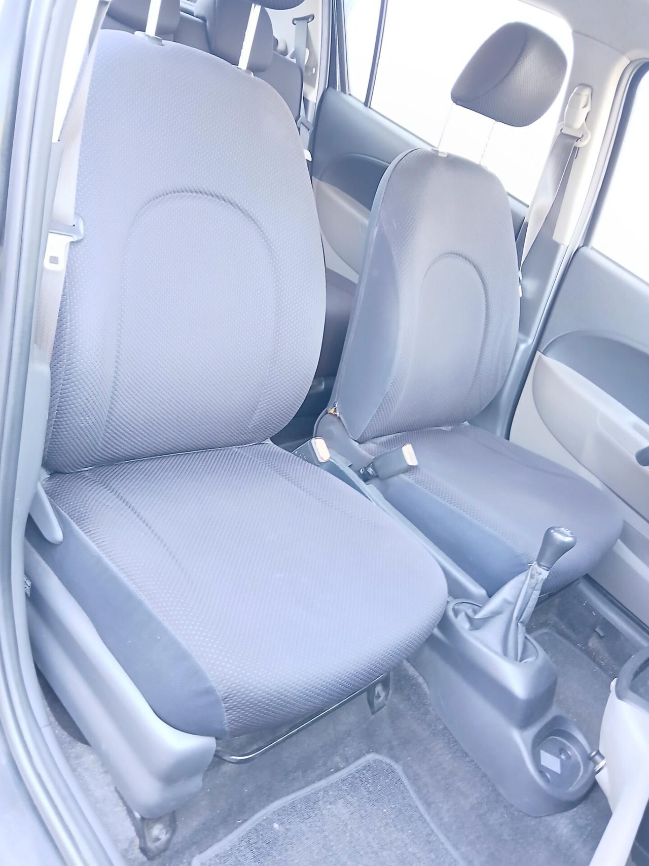 Daihatsu Sirion 1.3 16V 4WD Mio
