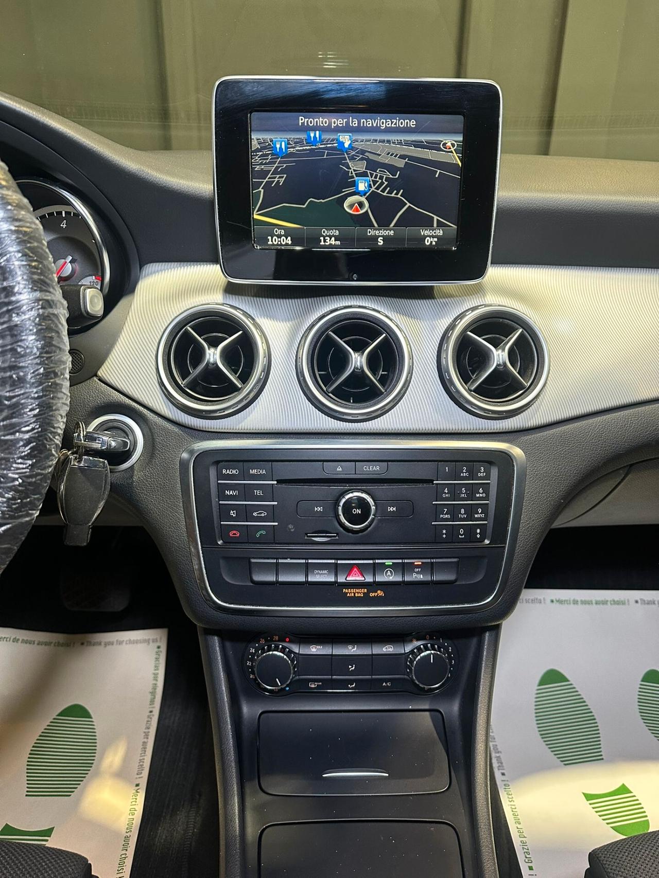 Mercedes-benz GLA 180 d Business