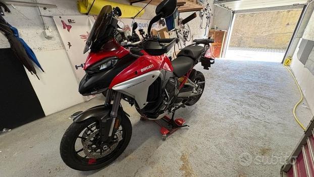 Ducati Multistrada V4