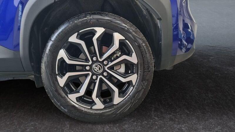 Toyota Yaris Cross 1.5 Hybrid 5p. E-CVT AWD-i Trend