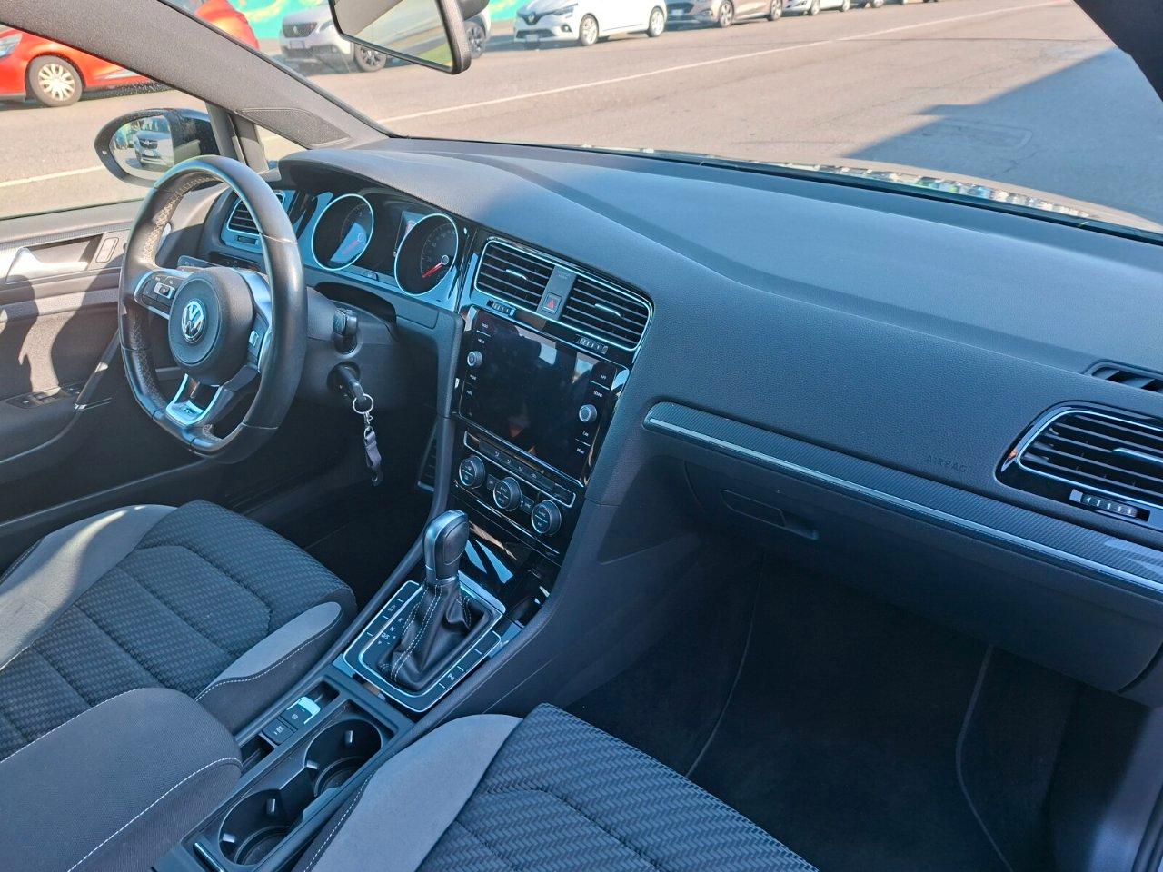 Volkswagen Golf 5 Porte Golf 5p 1.5 tsi Sport R-Line 150cv dsg