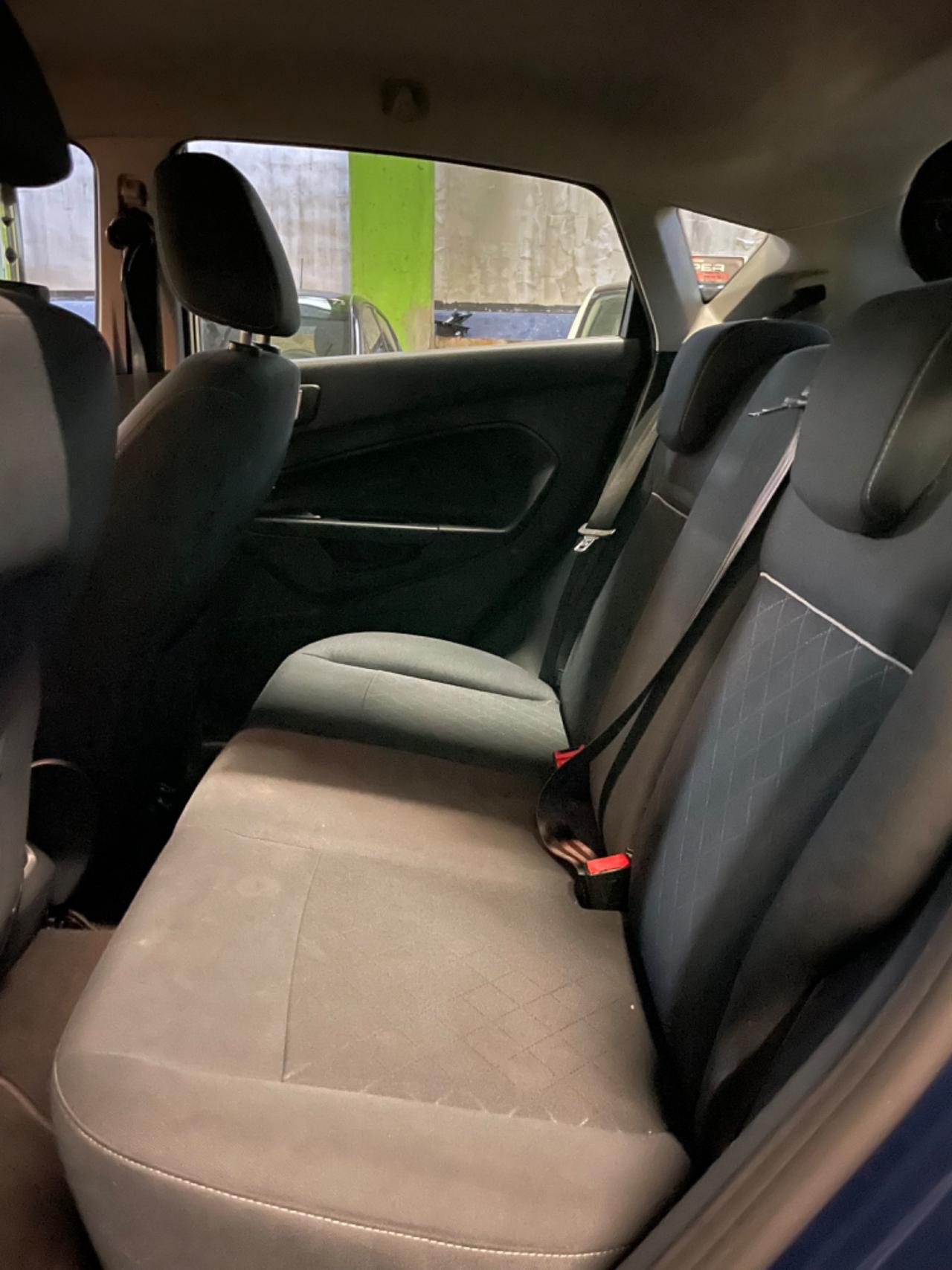 Ford Fiesta 1.2 Neopatentati Euro 5 65.000 km
