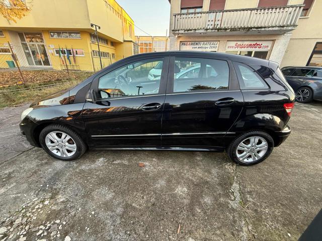 MERCEDES-BENZ B 180 CDI Executive