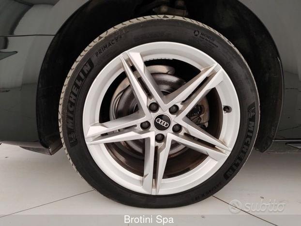 Audi A4 Avant 40 g-tron S tronic Business Adv...