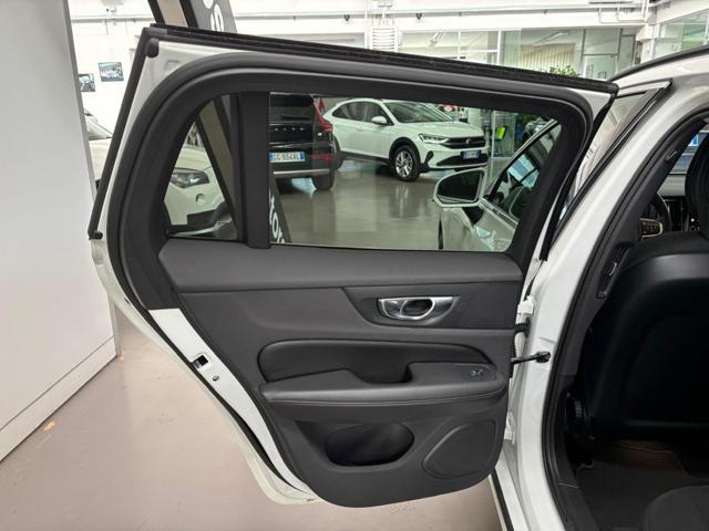 VOLVO V60 B3 Geartronic Momentum Business Pro