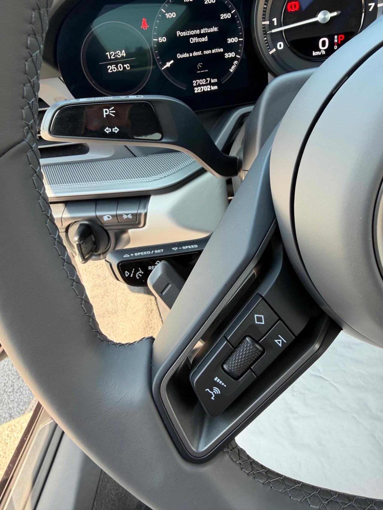 Porsche 911 Carrera 4S/tetto/scarico/led/pelle/full