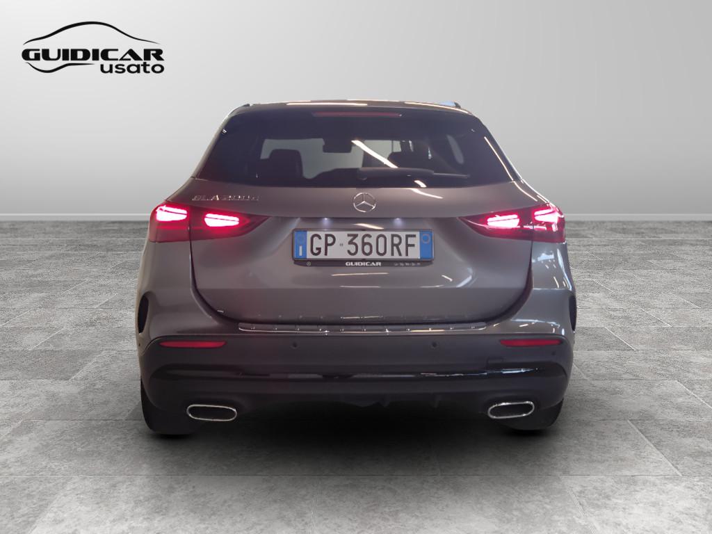 Mercedes-Benz GLA-H247 2023 - GLA 200 d AMG Line Advanced Plus auto