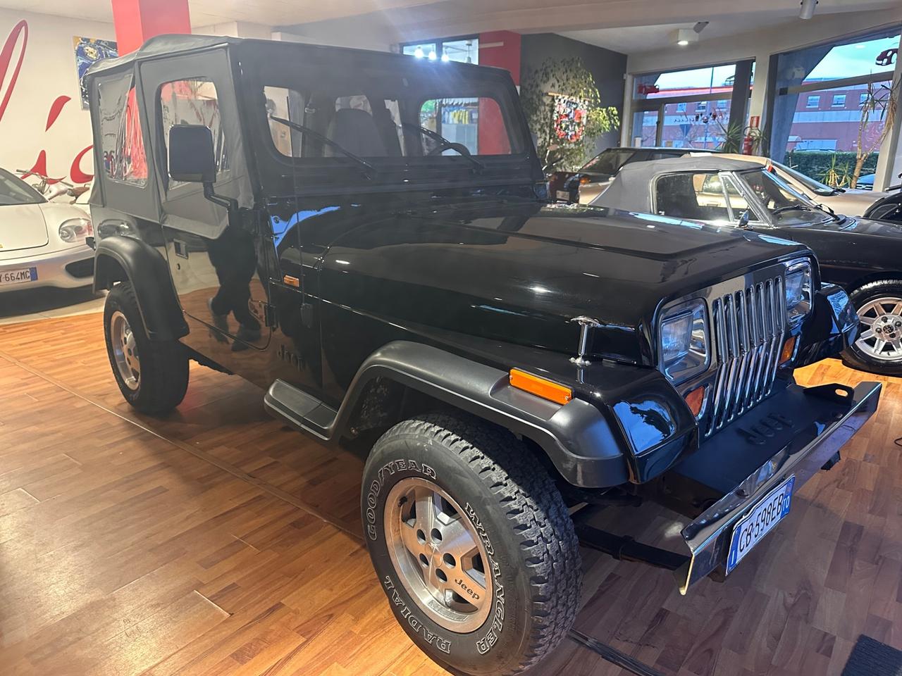 Jeep Wrangler 2.5 cat Soft top (EU)