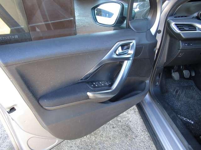 Peugeot 2008 1.5 bluehdi Allure s