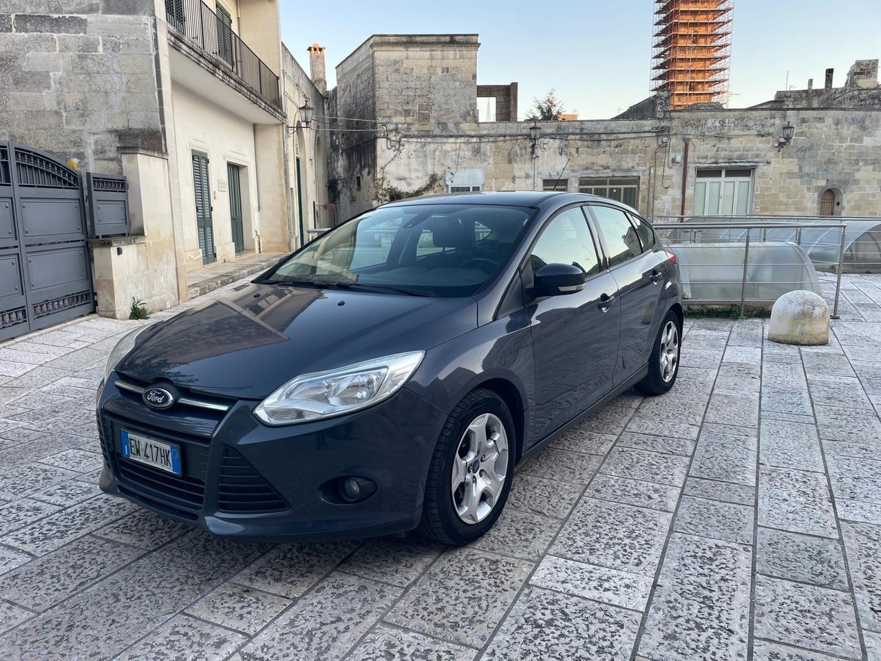Ford Focus 1.6 120 CV GPL Titanium