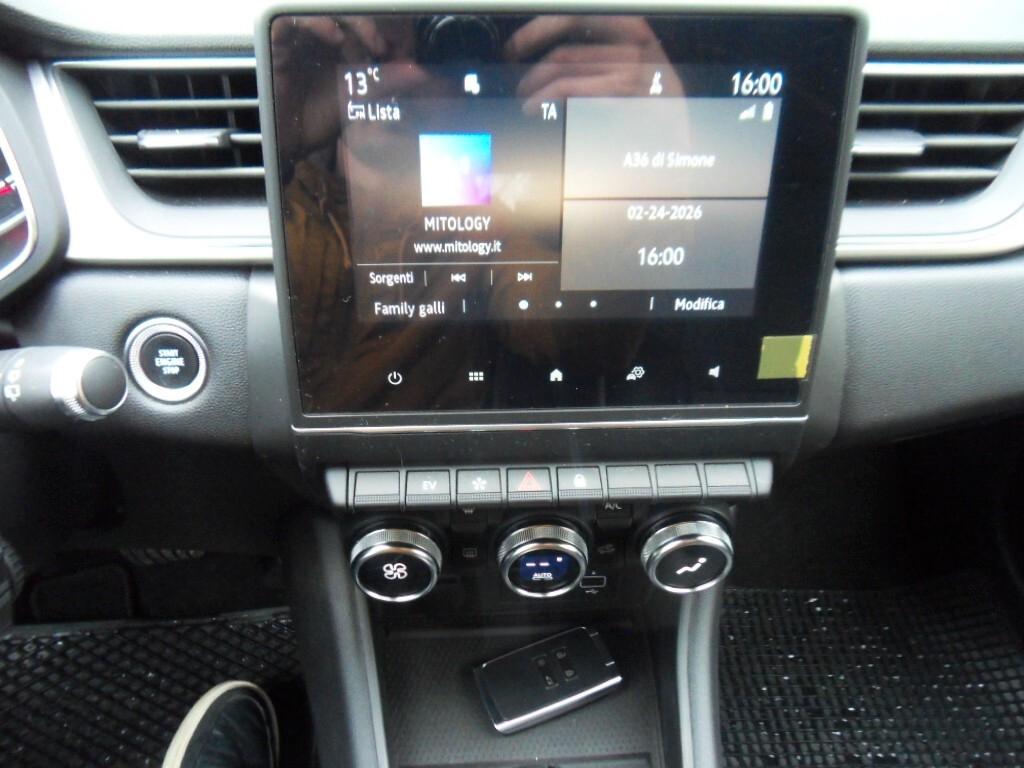 Renault Captur Mild Hybrid 140 CV Intens