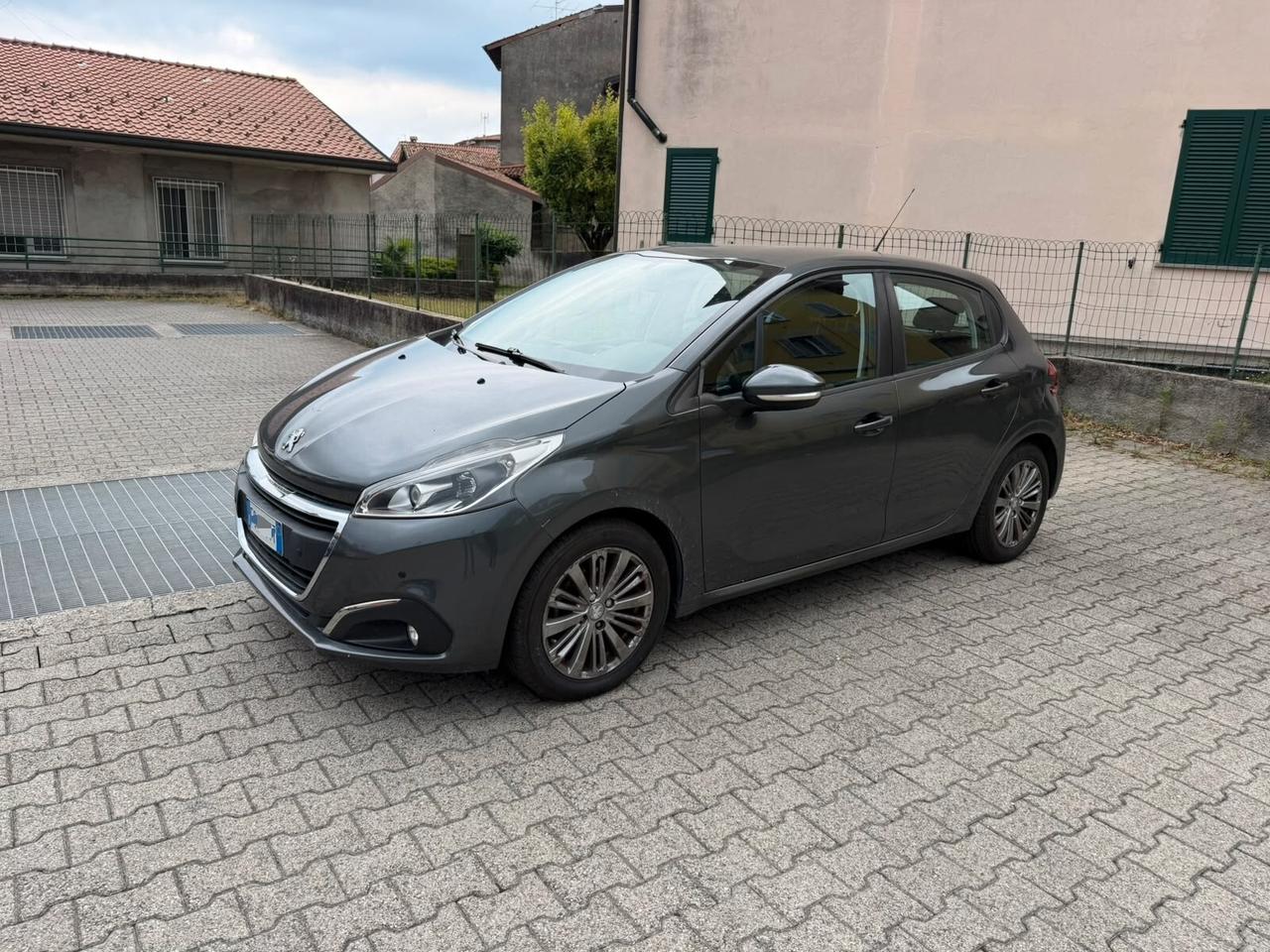 Peugeot 208 PureTech 82 5 porte Active