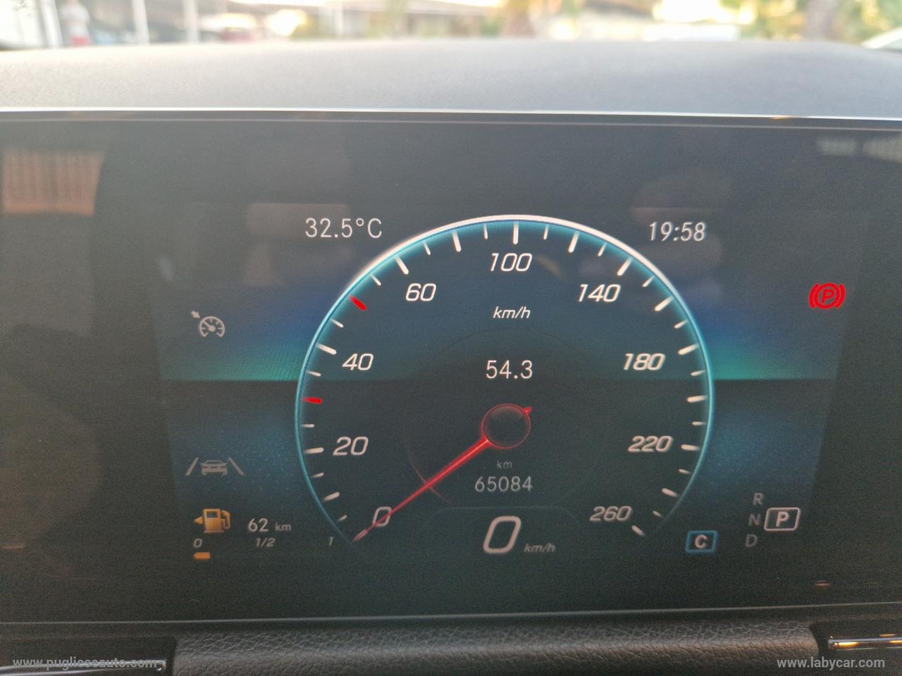 MERCEDES-BENZ B 180 d Automatic Business Extra