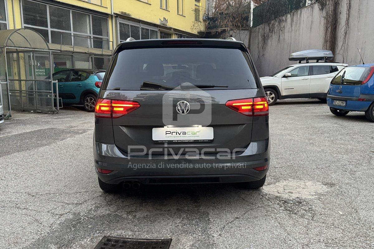 VOLKSWAGEN Touran 2.0 TDI 150 CV SCR DSG Executive BlueMotion Tech.