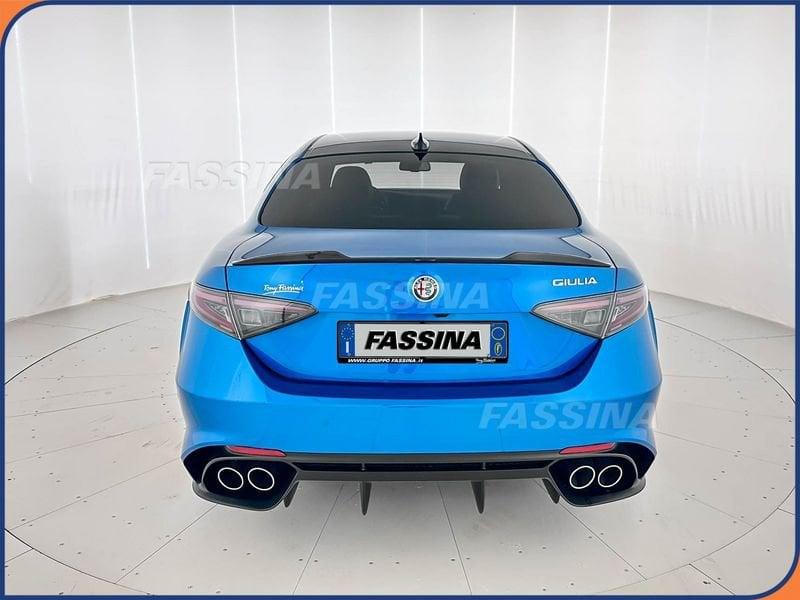 Alfa Romeo Giulia 2.9 T V6 AT8 Quadrifoglio