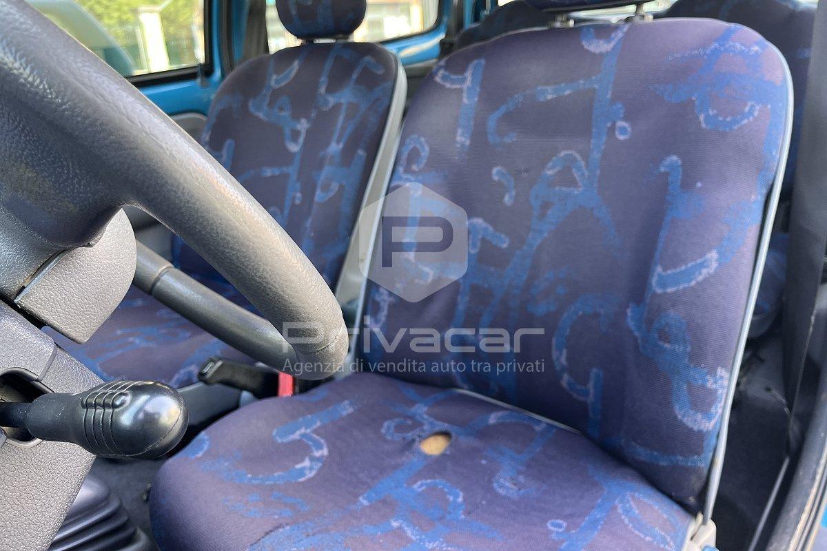 RENAULT Twingo 1.2i cat Base (1239cc)