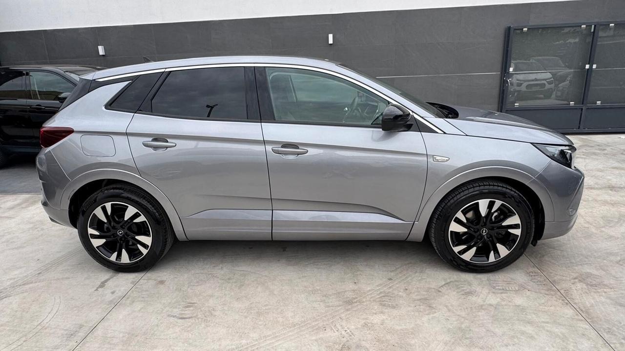 Opel Grandland 1.5 diesel Ecotec aut. Business Elegance