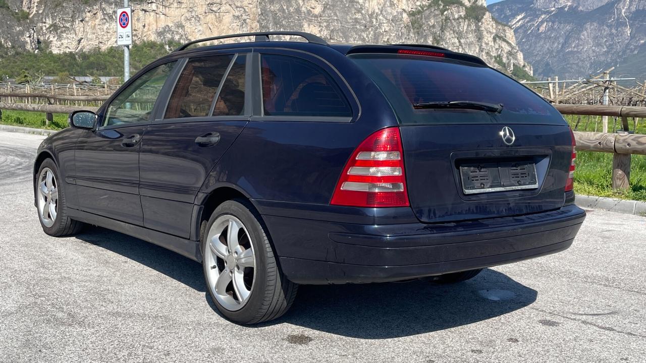 MERCEDES C200CDI SW MANUALE *EXPORT* - 2006
