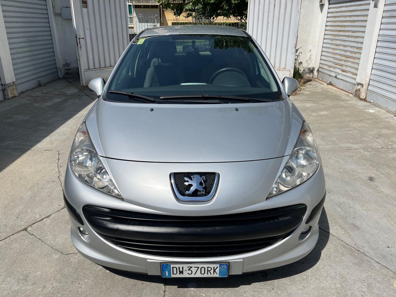 Peugeot 207 1.4 VTi 95CV 5p. XS