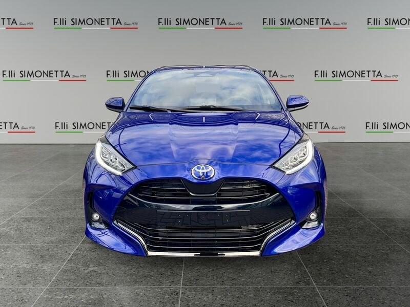 Toyota Yaris 1.5h 130 Lounge - NUOVO