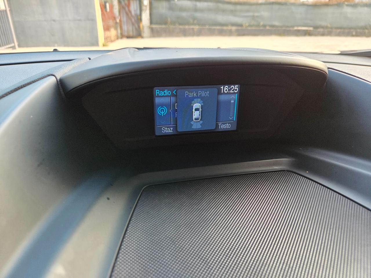 Ford C-Max 1.6 120CV GPL Titanium