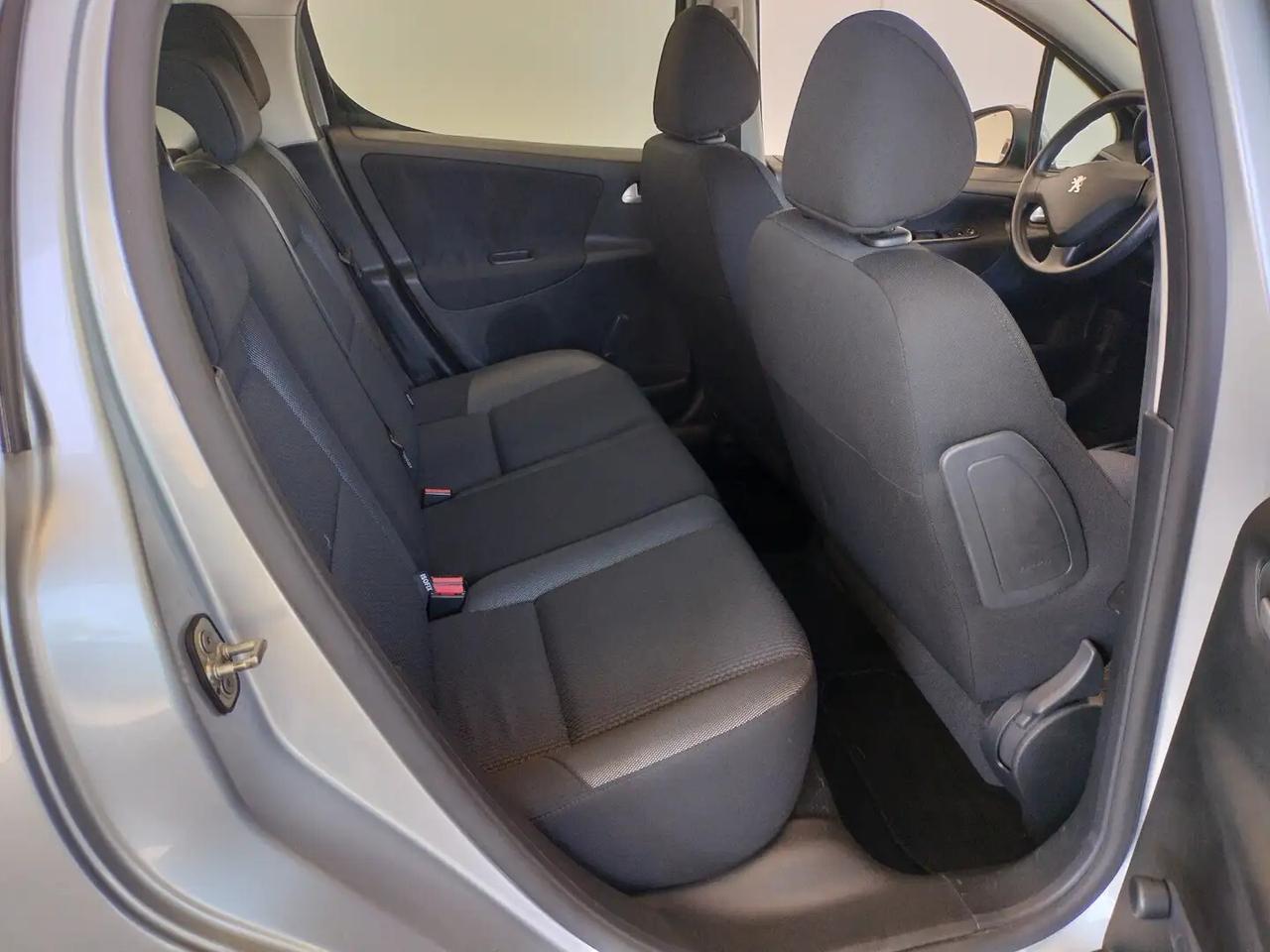Peugeot 207 1.4 HDi 70CV 5p. "Soli 120.000km"