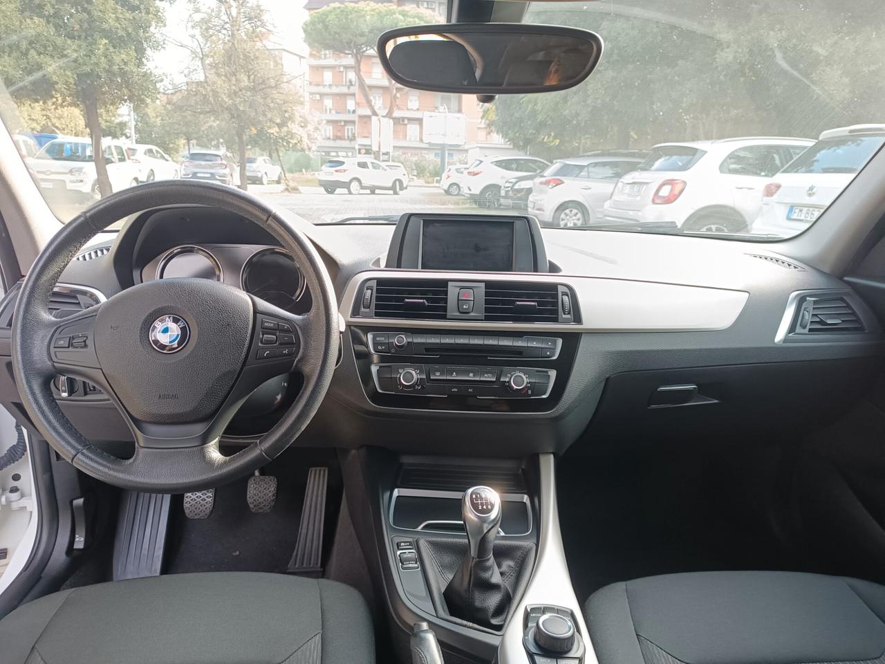 Bmw 116i 5p. PERFETTA