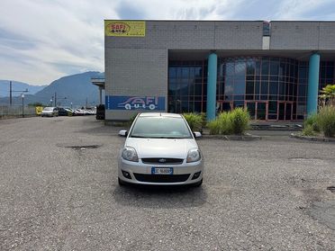 Ford Fiesta 1.2 16V 5p. Titanium