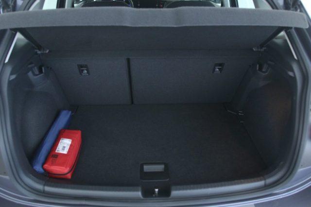 VOLKSWAGEN Polo 1.0 TSI Life / Neopatentati