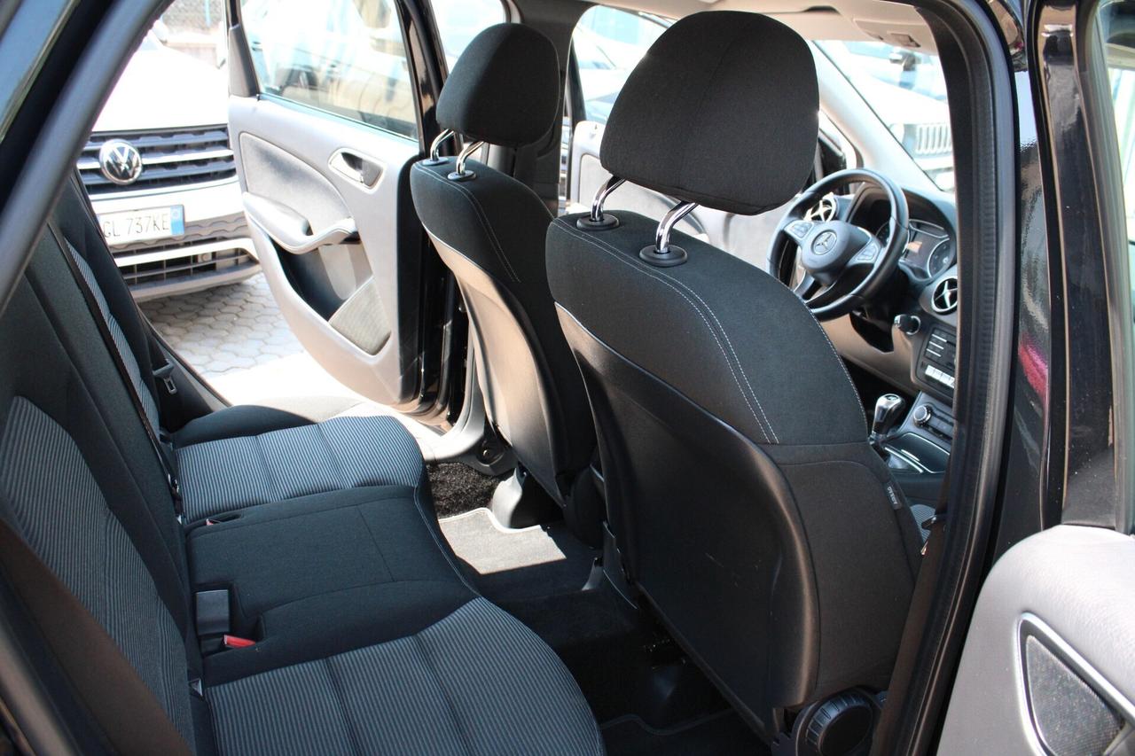 Mercedes-benz B 180 B 180 d Premium