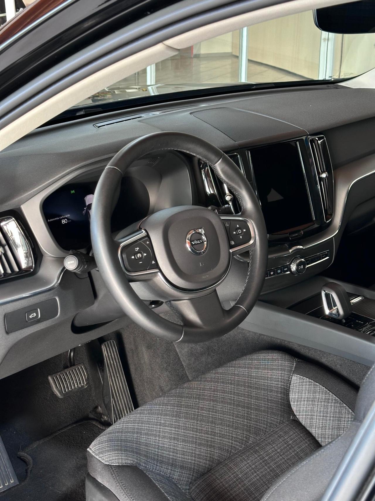 Volvo XC 60 XC60 B4 (d) AWD automatico Core *Uniproprietario *Prezzo Reale *82Mila Km