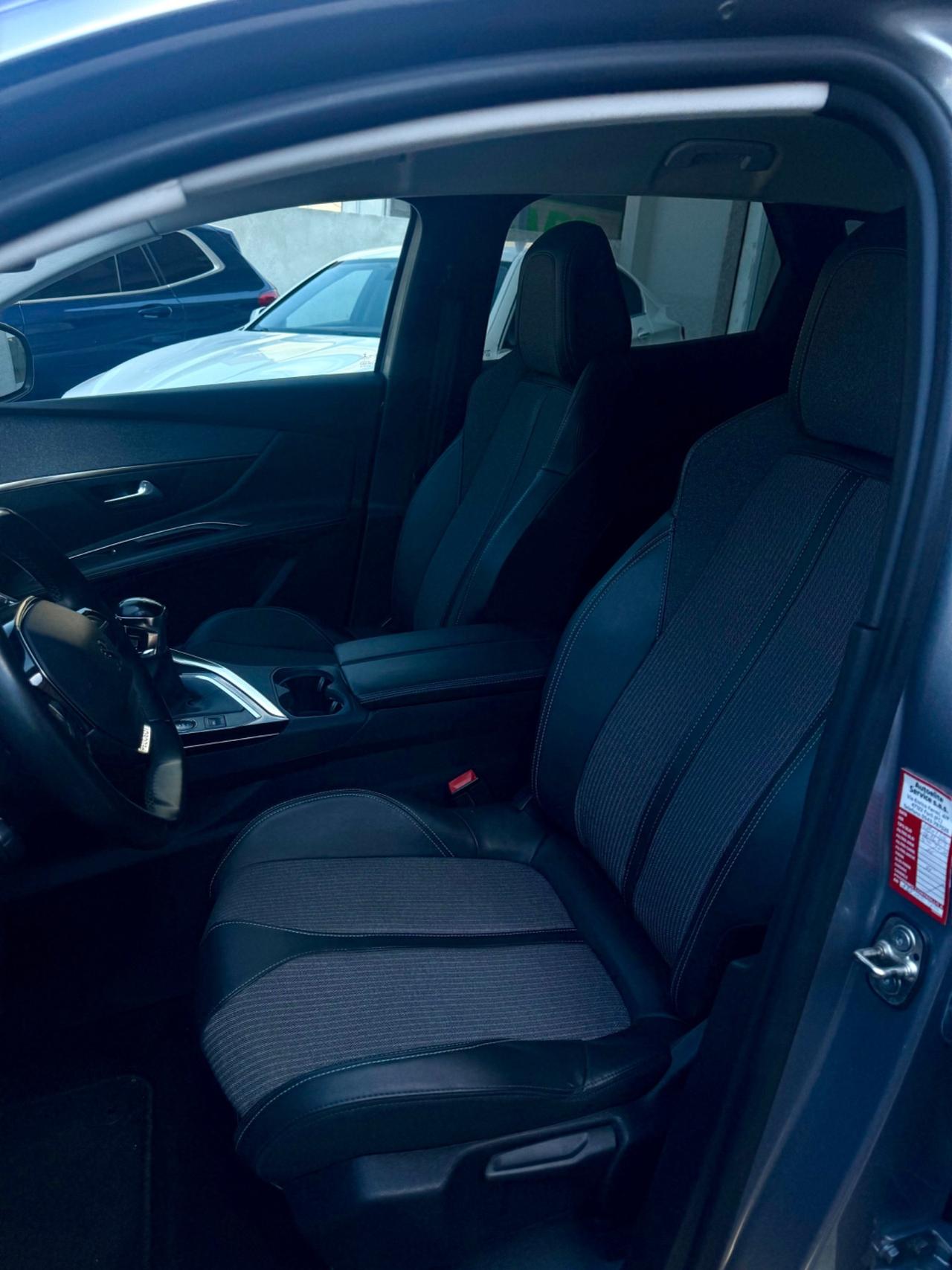 Peugeot 3008 BlueHDi 130 S&S EAT8 Allure