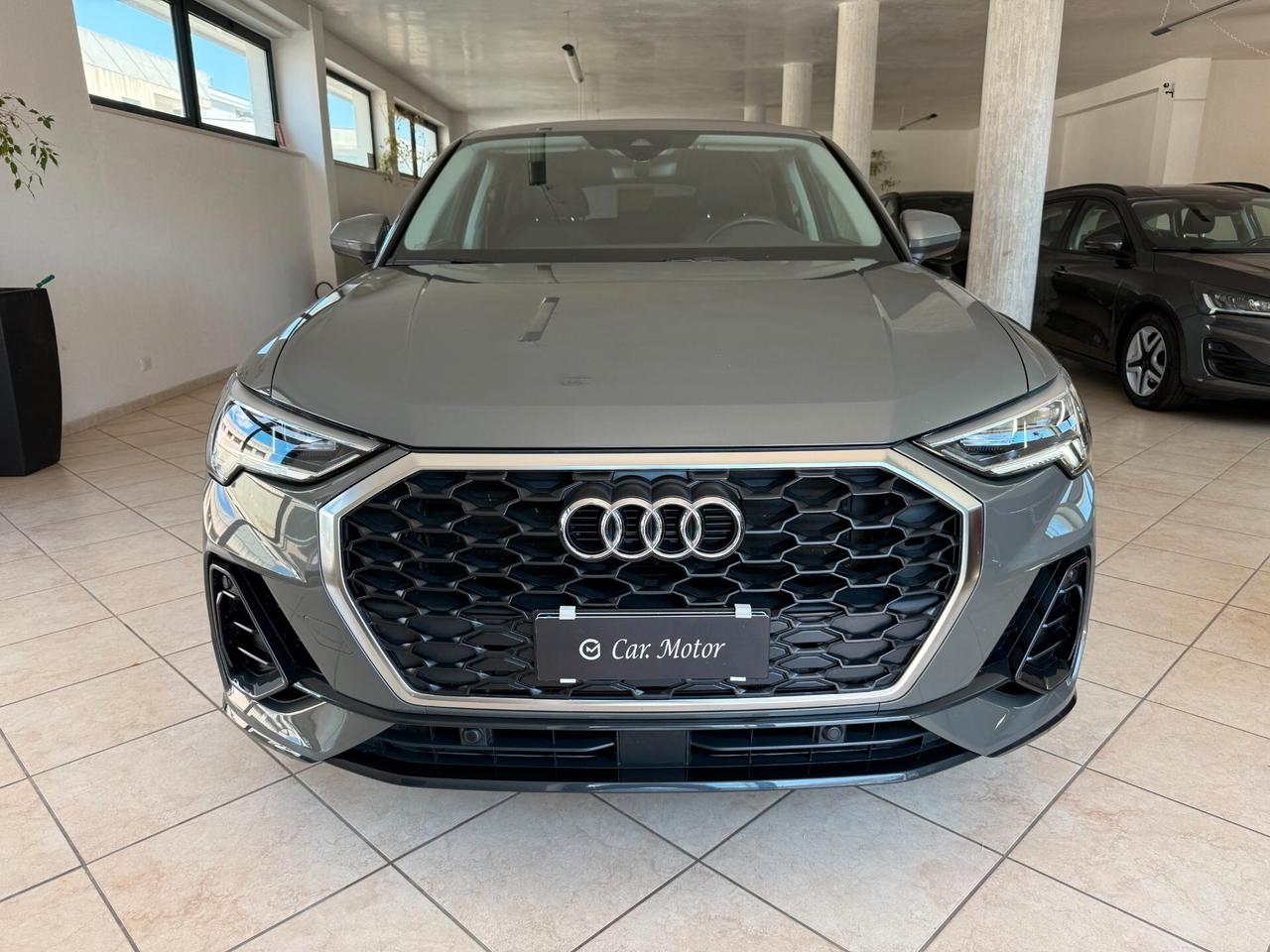 Audi Q3 Sportback 35 2.0 tdi Bus. Plus s-tronic Matrix