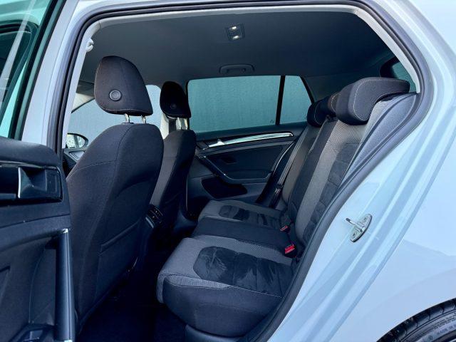 VOLKSWAGEN Golf 1.4 TSI DSG R-line ACC AHK LED SHZ *Rotiform*