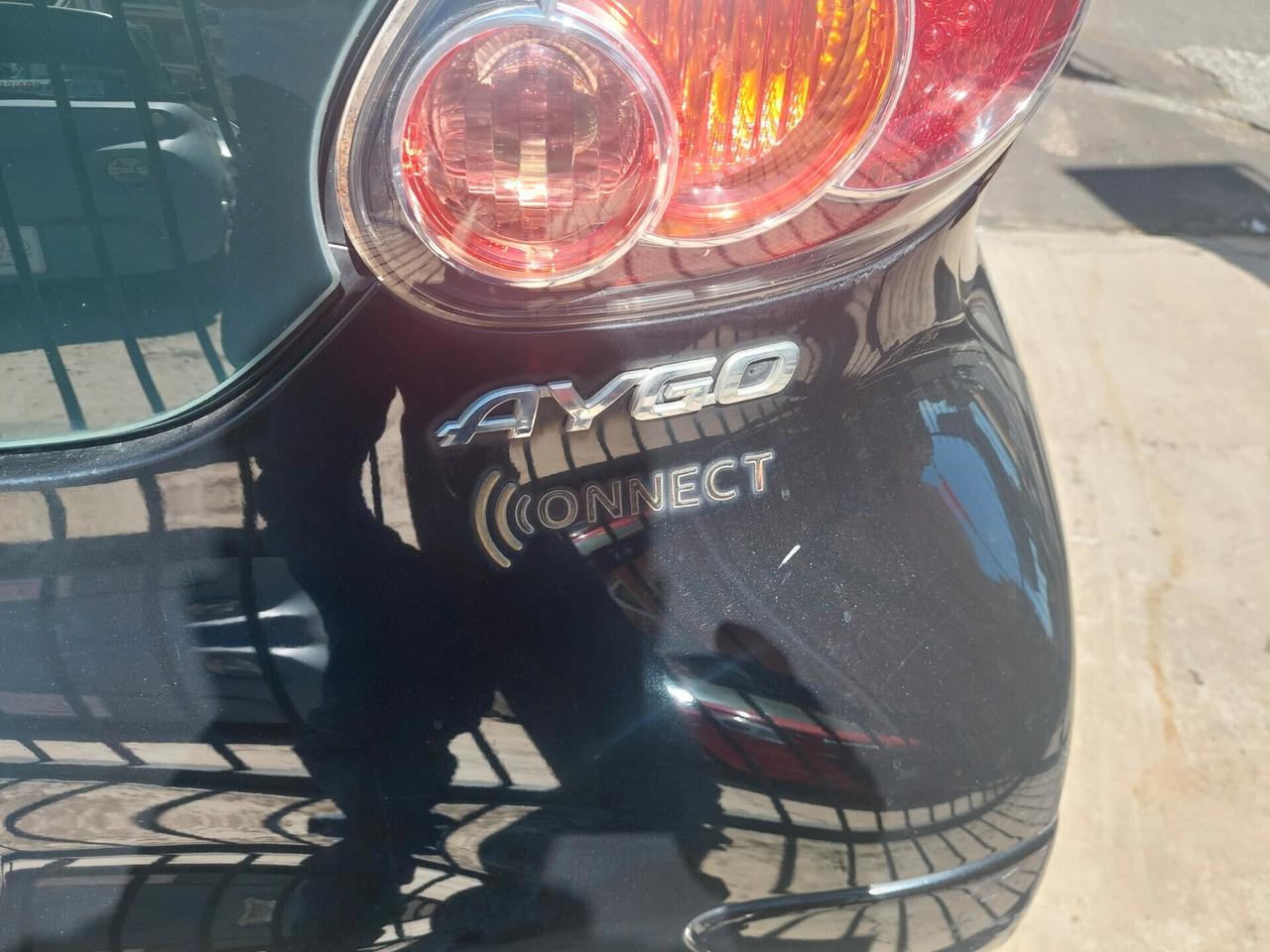Toyota Aygo 1.0 12V VVT-i 5 porte Now Connect