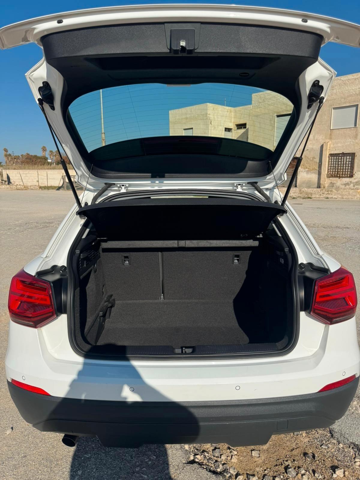 Audi Q2 30 TDI S tronic Business 2020