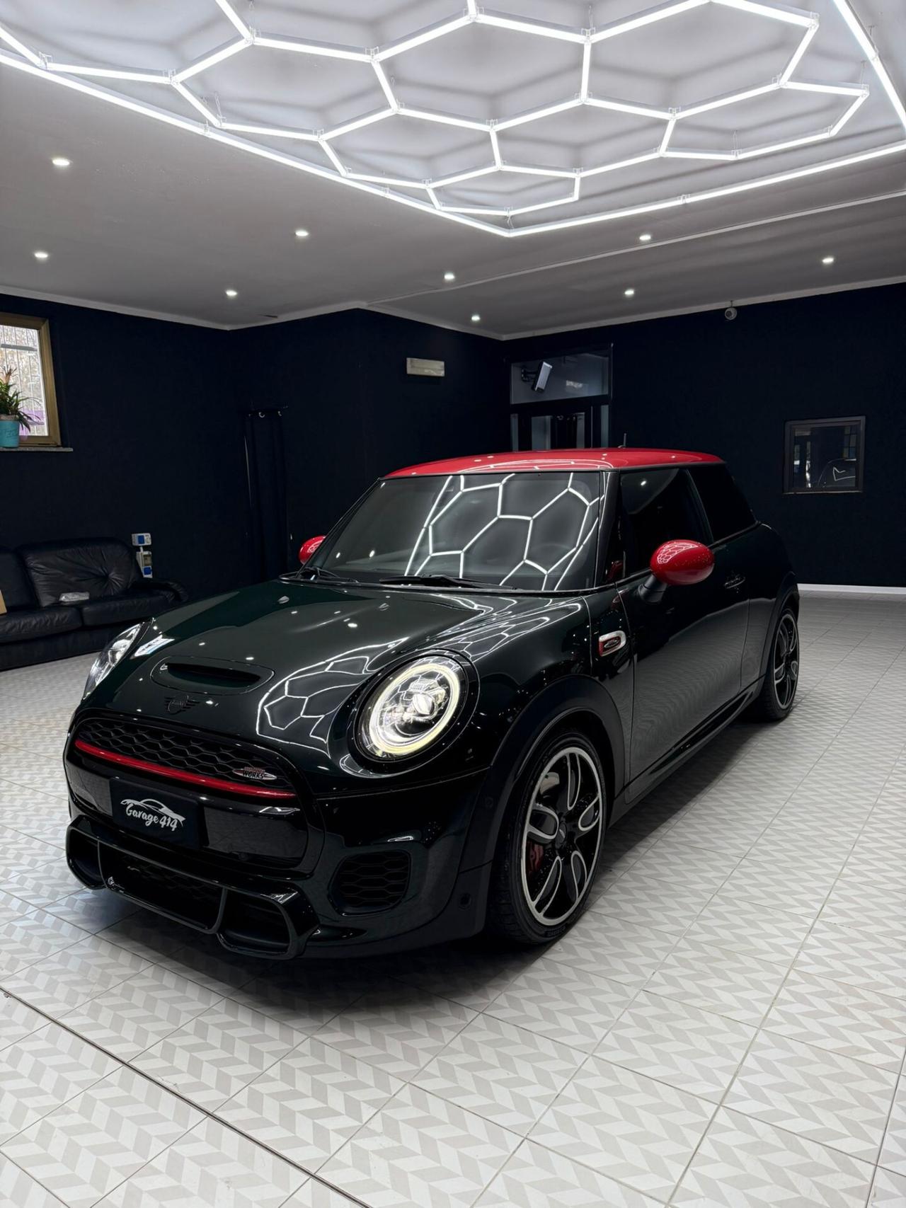 Mini John Cooper Works no super bollo