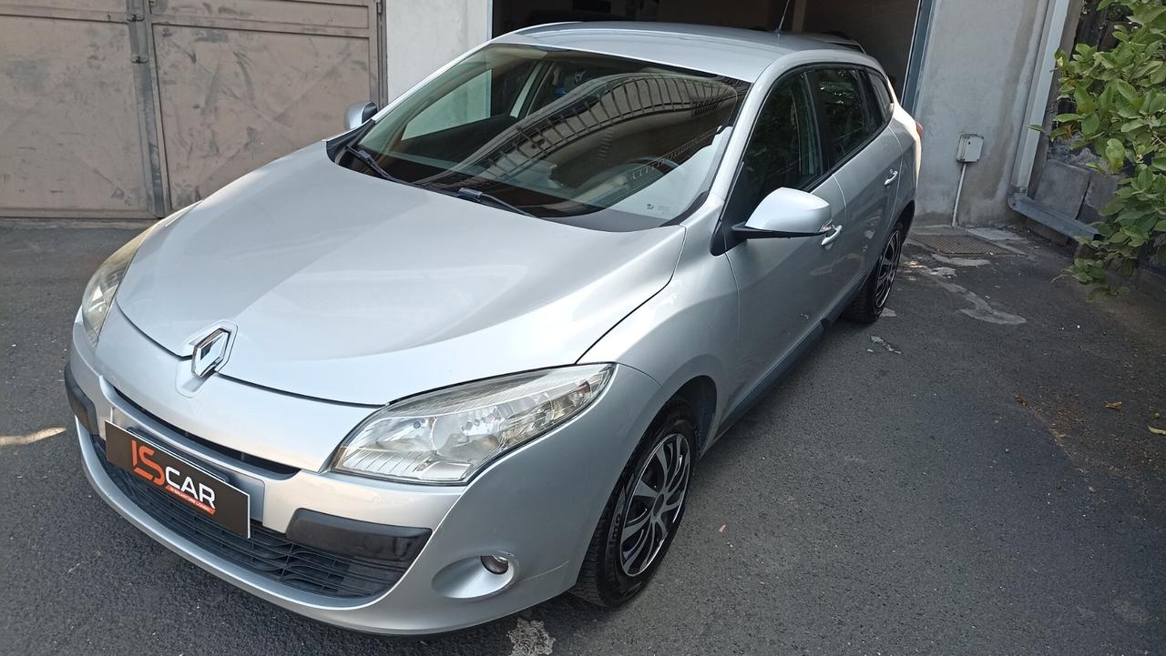 Renault Megane Mégane 1.5 dCi 110CV SporTour Dynamique