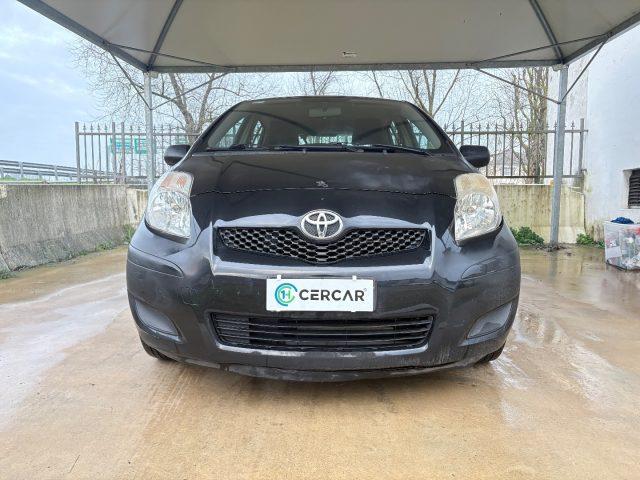 TOYOTA Yaris 1.0 5 porte OK NEIèATENTATI BòUETHOOT